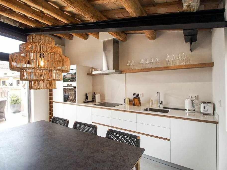 Velo Vern 3 Luxury Penthouse W Views Of City Wall Girona Exteriör bild