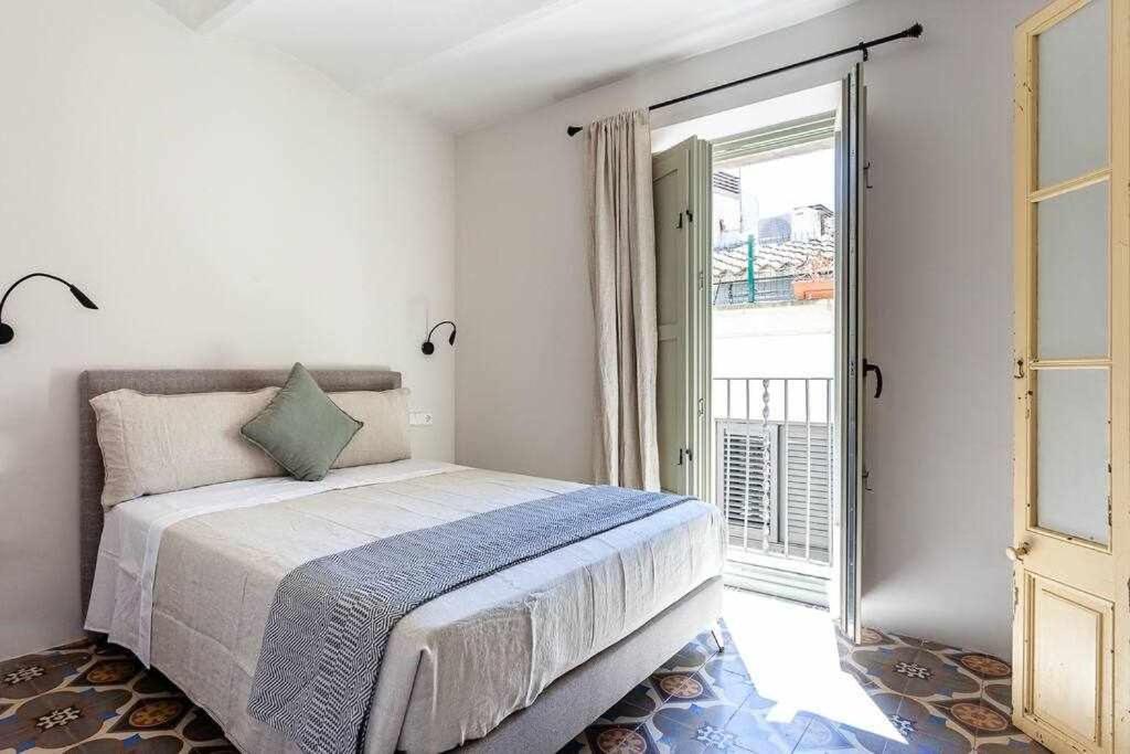 Velo Vern 3 Luxury Penthouse W Views Of City Wall Girona Exteriör bild